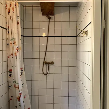 Maisonnette De Charme Avec Piscine Nyaraló *